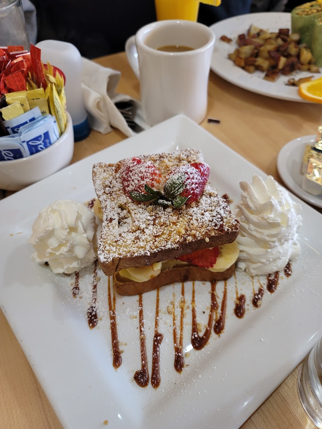 Ovo Frito Cafe | cafe | 1936 Maple Ave, Evanston, IL 60201, USA | 8478596966 OR +1 847-859-6966