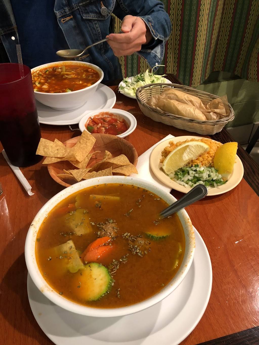 El Pueblo Restaurant | restaurant | 128 E Covina Blvd, Covina, CA 91722, USA | 6264128244 OR +1 626-412-8244