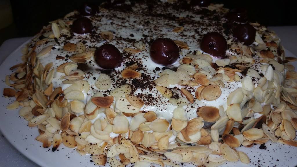 Lakeside Restaurant and Bar | restaurant | 56 Lake Dr W, Wayne, NJ 07470, USA | 9738338798 OR +1 973-833-8798