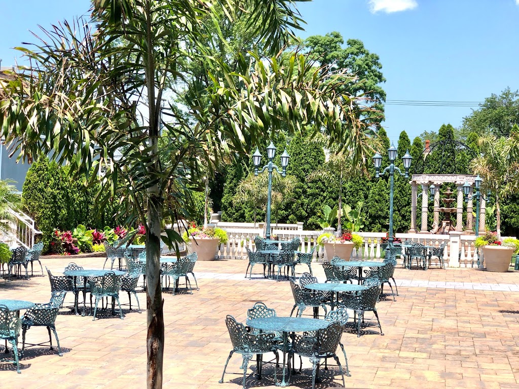 Eros Outdoor Restaurant | restaurant | 519 Franklin Ave, Franklin Square, NY 11010, USA | 5163547264 OR +1 516-354-7264