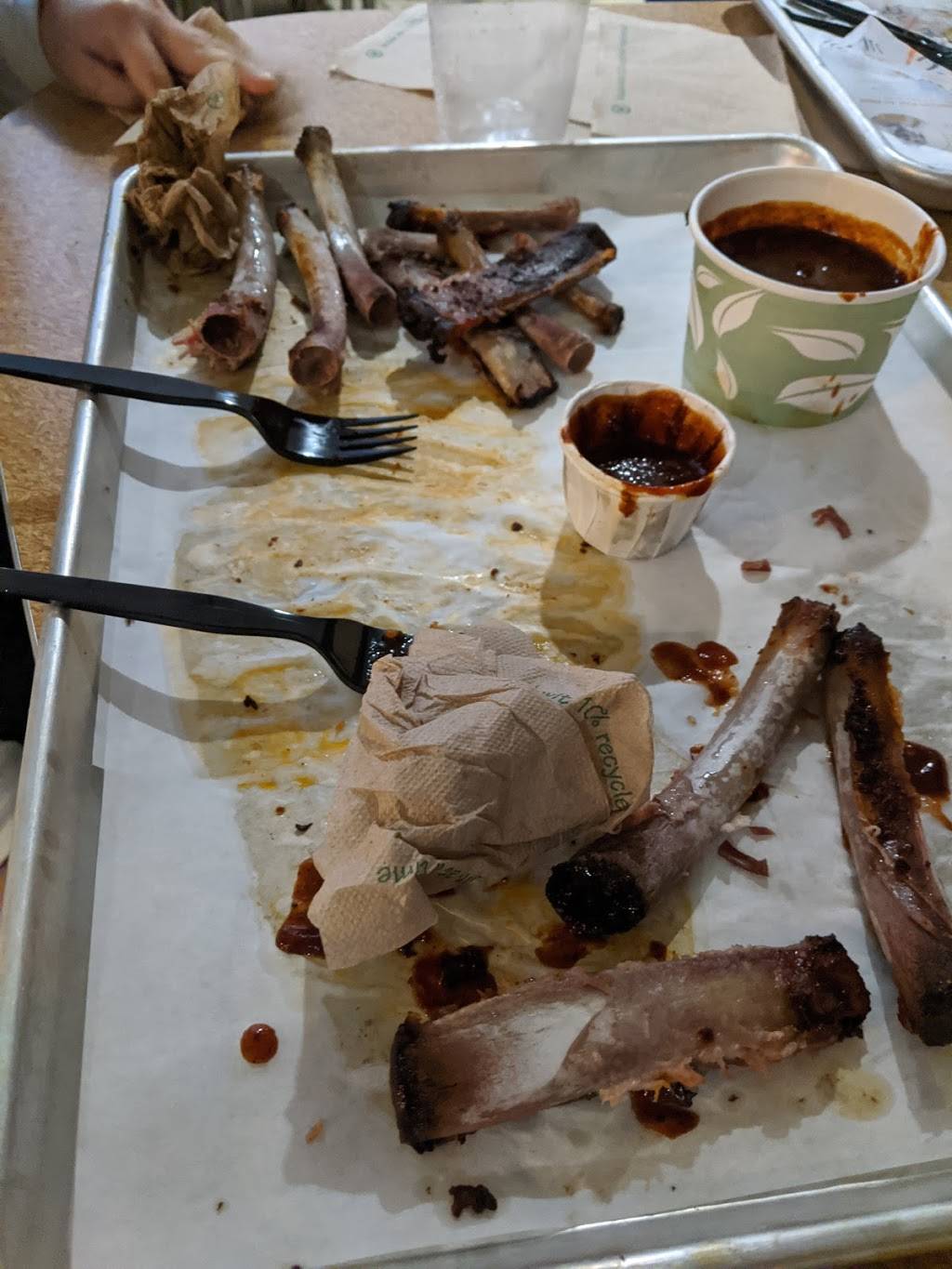 Bludsos Bar-B-Que | restaurant | 11022 Aviation Blvd, Los Angeles, CA 90045, USA | 3106703093 OR +1 310-670-3093