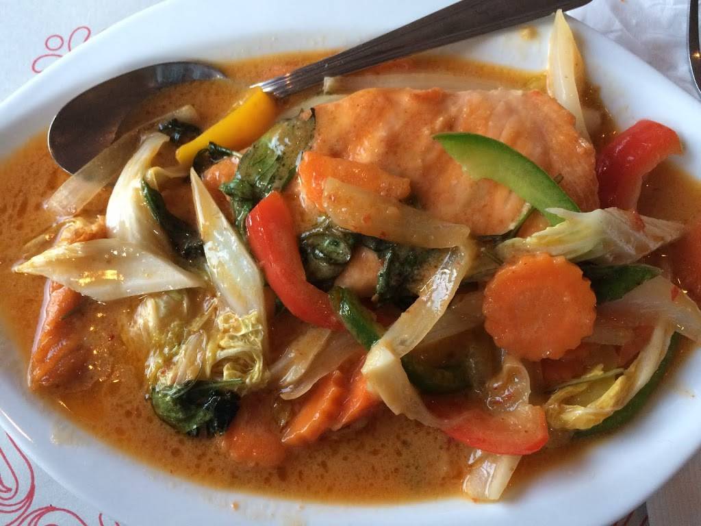 Restaurant Éléphant DOr | restaurant | 3177 Ch Ste-Foy, Québec, QC G1X 1R3, Canada | 5817427574 OR +1 581-742-7574