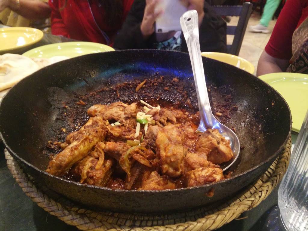 Karahi Corner | restaurant | 2658 W Devon Ave, Chicago, IL 60659, USA | 7735164743 OR +1 773-516-4743