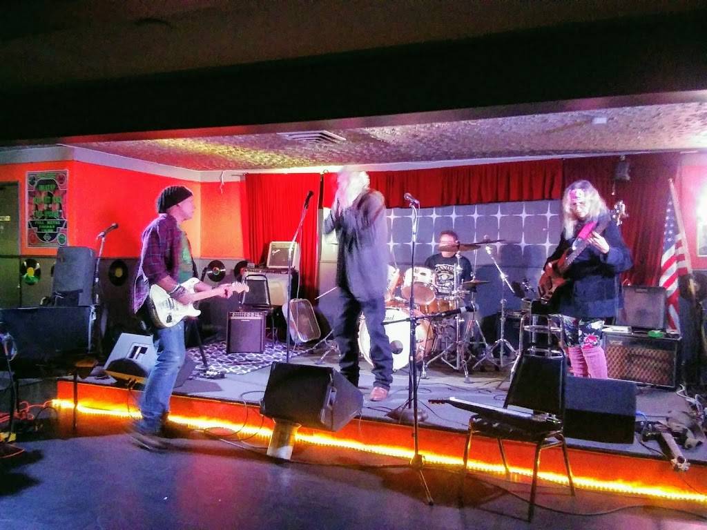 Eastside Bar and Grill | restaurant | 2530 NE 82nd Ave, Portland, OR 97220, USA | 5032342337 OR +1 503-234-2337