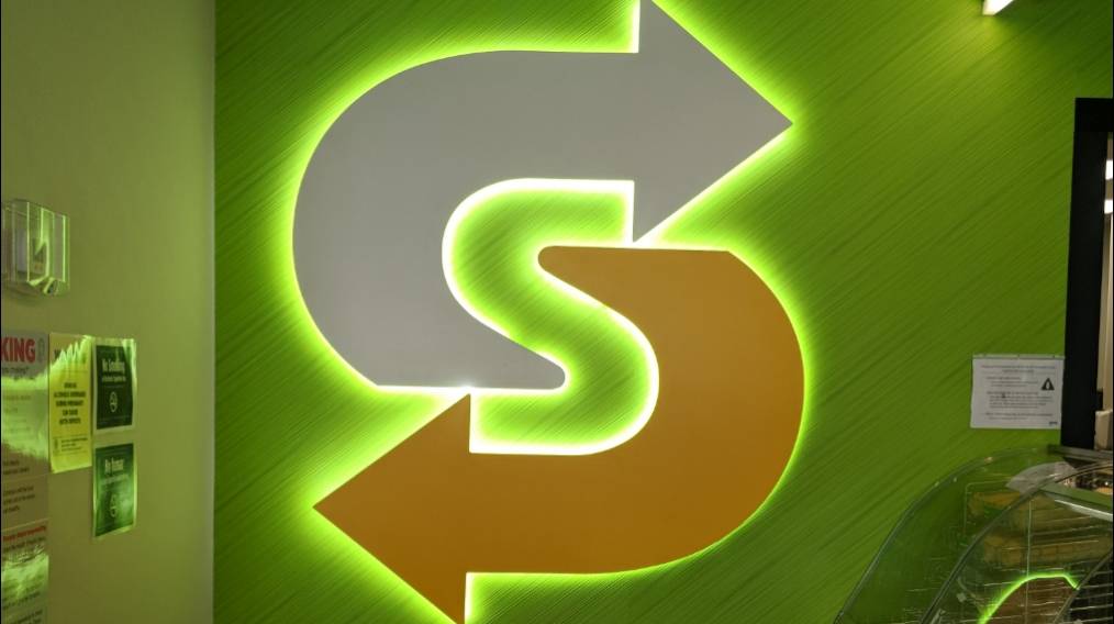 Subway | restaurant | 6313 18th Ave, Brooklyn, NY 11204, USA | 7182321294 OR +1 718-232-1294