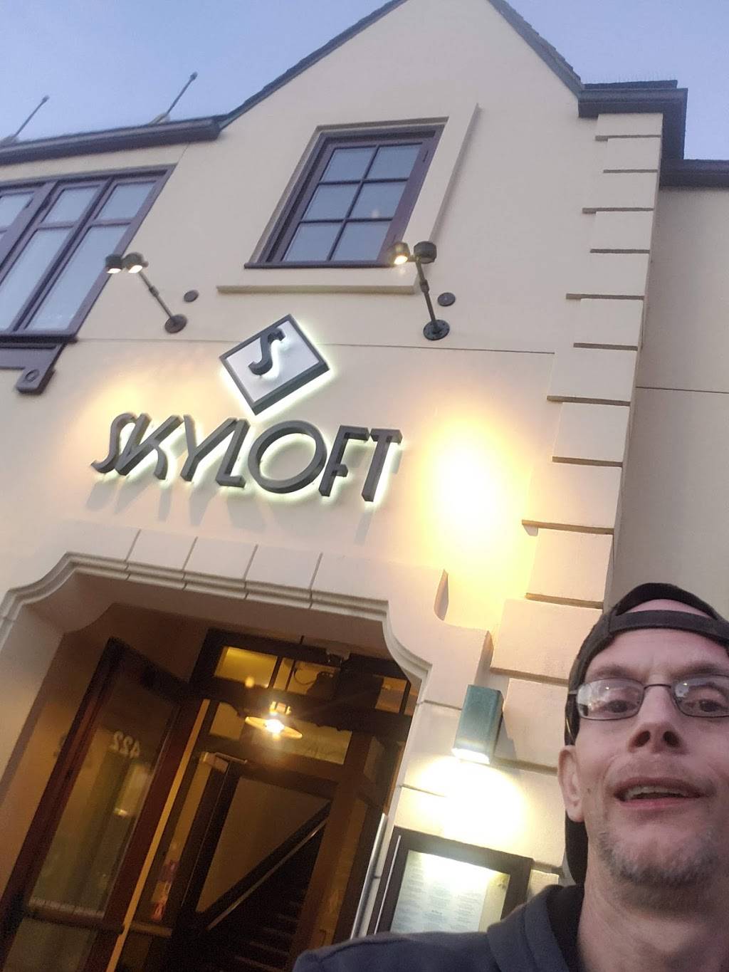 Skyloft | restaurant | 422 S Coast Hwy, Laguna Beach, CA 92651, USA | 9497151550 OR +1 949-715-1550