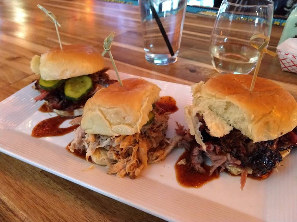 Skinny Hanks Barbeque | restaurant | 45 Lewis St, Lynn, MA 01902, USA | 3394405685 OR +1 339-440-5685