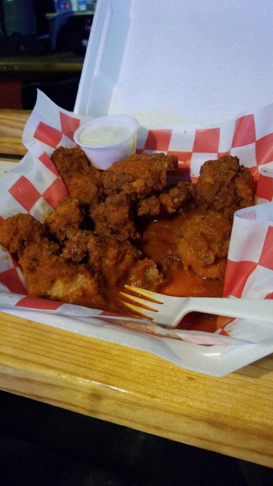 Tanks Pub & Grill | restaurant | 129 W Veterans Memorial Blvd, Killeen, TX 76541, USA | 2542002530 OR +1 254-200-2530