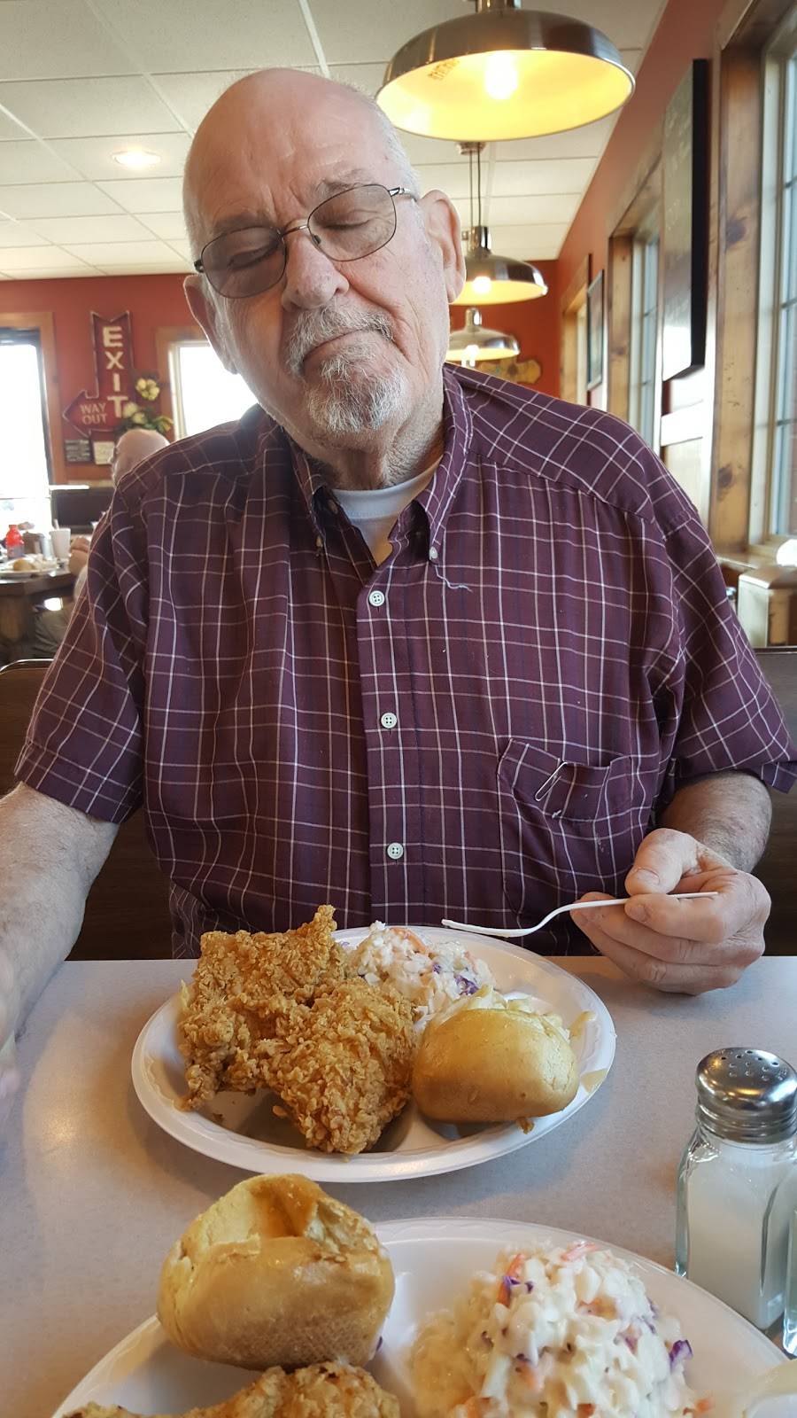 Roys Fried Chicken | restaurant | 14121 OK-51, Coweta, OK 74429, USA | 9184863122 OR +1 918-486-3122