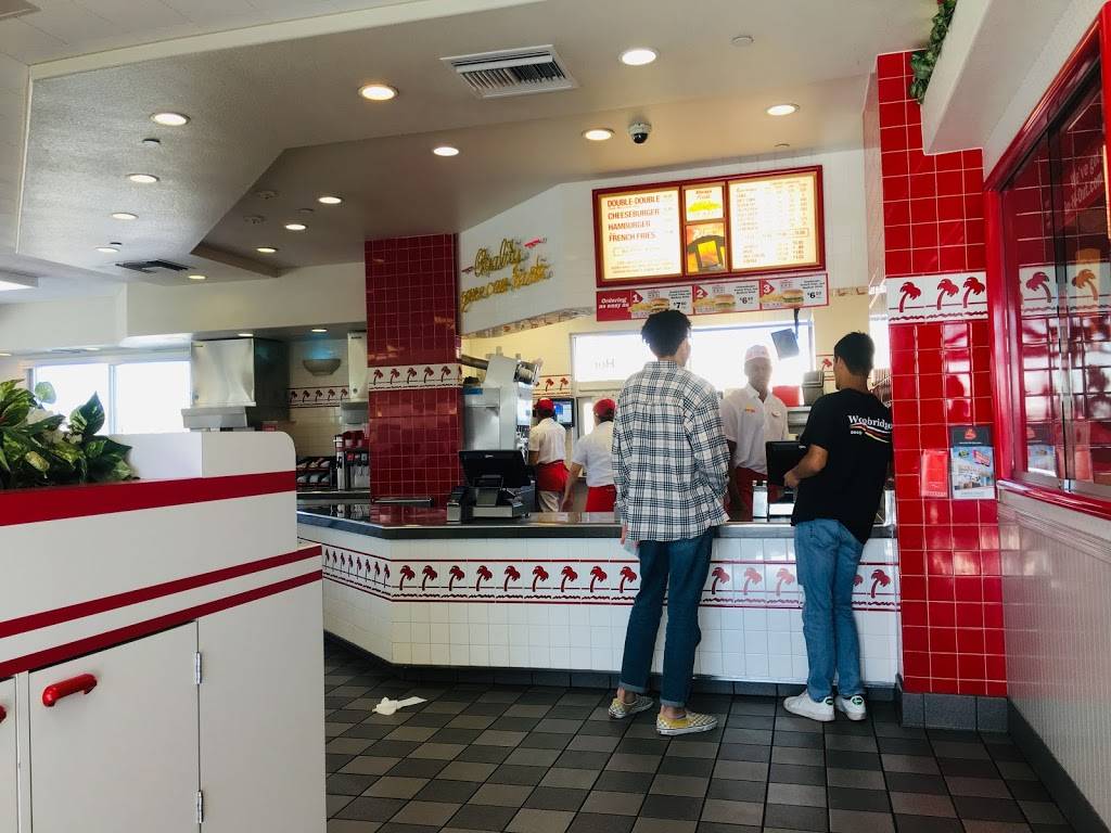 In-N-Out Burger | restaurant | 2895 Park Ave, Tustin, CA 92782, USA | 8007861000 OR +1 800-786-1000