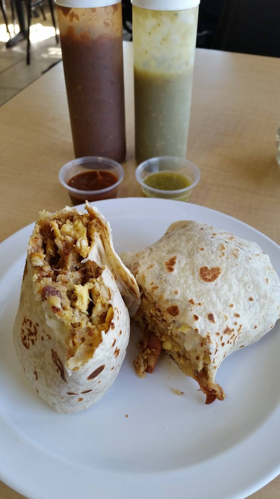 Los Tres Amigos | restaurant | 10902 I Ave, Hesperia, CA 92345, USA | 7609982998 OR +1 760-998-2998