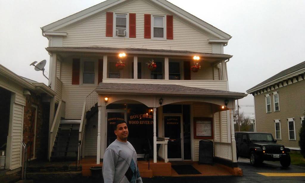 Wood River Inn | night club | 1139 Main St, Wyoming, RI 02898, USA | 4015399800 OR +1 401-539-9800