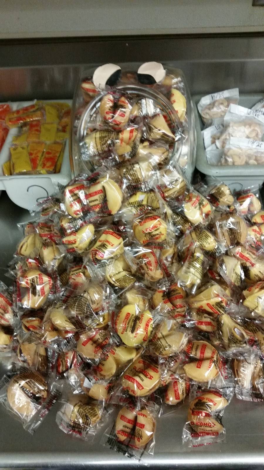 David Fongs Chinese Restaurant | meal takeaway | 9329 Lyndale Ave S, Bloomington, MN 55420, USA | 9528889294 OR +1 952-888-9294