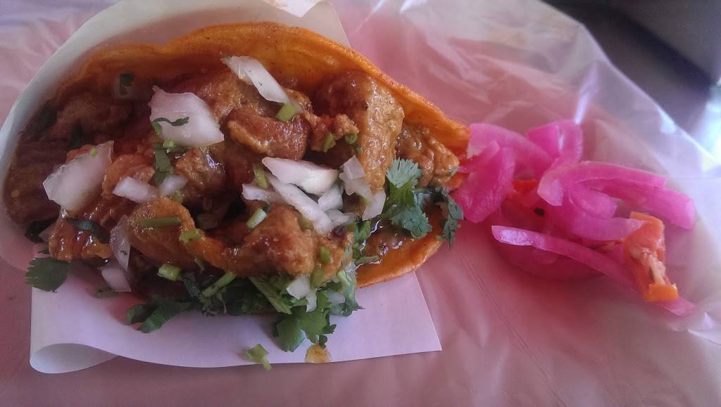 Tacos Aaron Rio | restaurant | José María Velazco 2232, Zona Urbana Rio Tijuana, 22010 Tijuana, B.C., Mexico | 016644956432 OR +52 664 495 6432