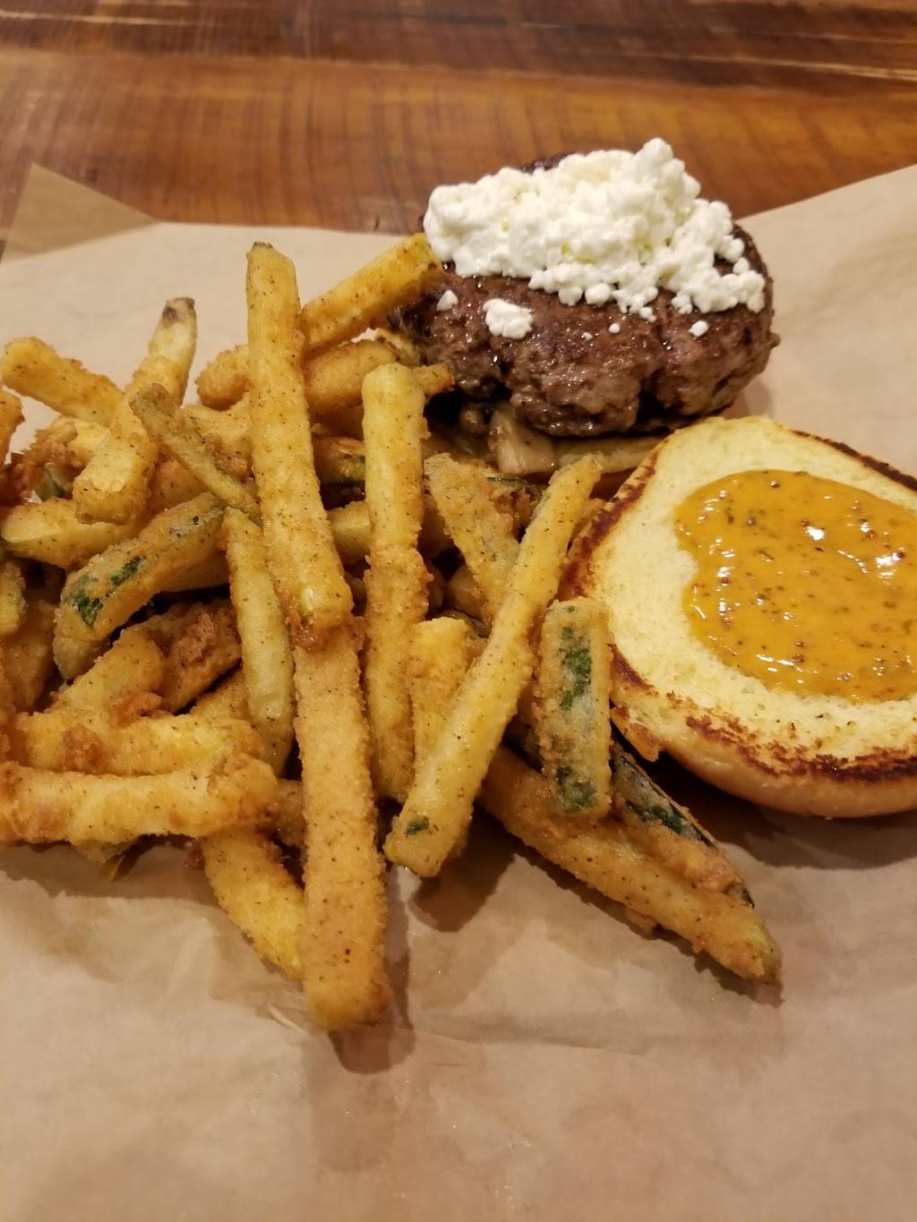 Moxie Burger | restaurant | 255 Village Pkwy NE, Marietta, GA 30067, USA | 7706273201 OR +1 770-627-3201