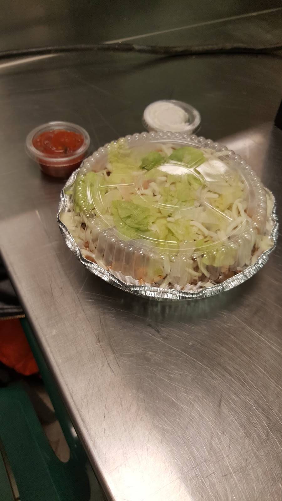 Mama Zos Soulfood | restaurant | 3347 E 93rd St, Cleveland, OH 44104, USA | 2166752557 OR +1 216-675-2557