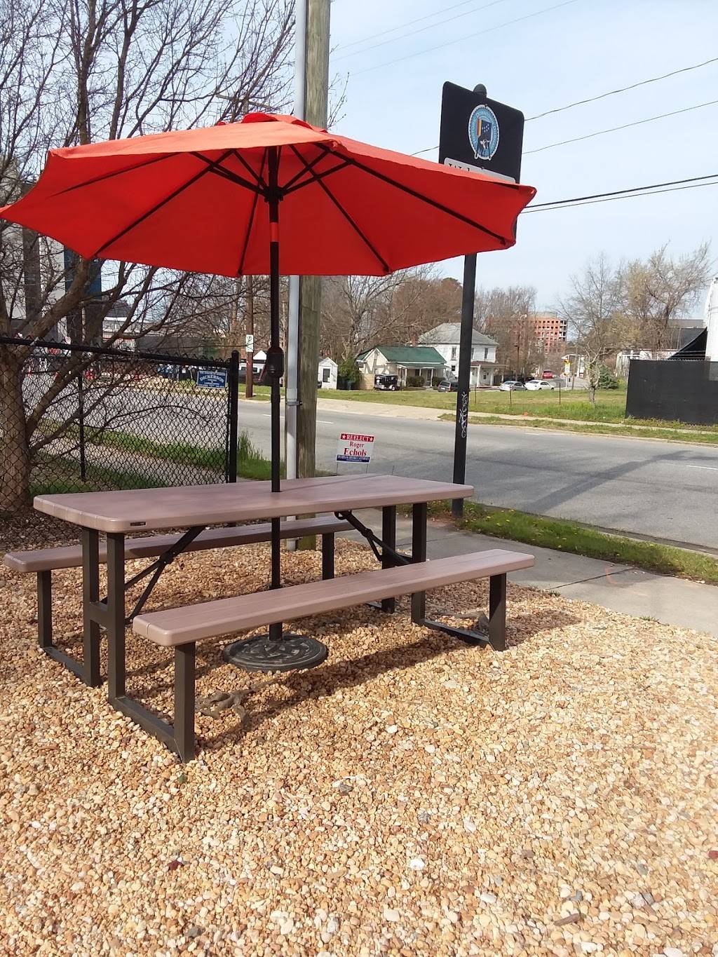 Saltbox Seafood Joint | restaurant | 608 N Mangum St, Durham, NC 27701, USA | 9199088970 OR +1 919-908-8970