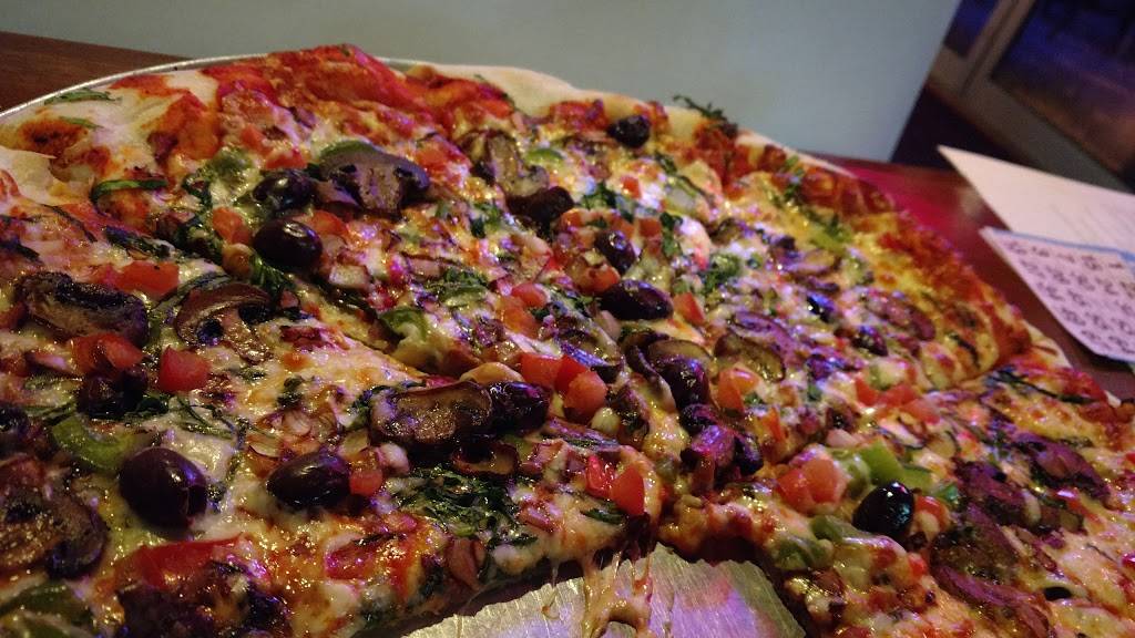 The Grateful Fed Pub | restaurant | 711 3rd Ave S, St. Petersburg, FL 33701, USA | 7278272316 OR +1 727-827-2316