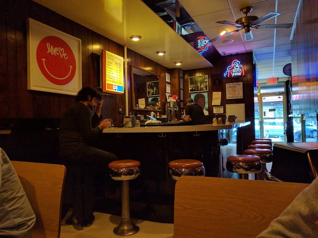 Scarrs Pizza | restaurant | 22 Orchard St, New York, NY 10002, USA | 2123343481 OR +1 212-334-3481