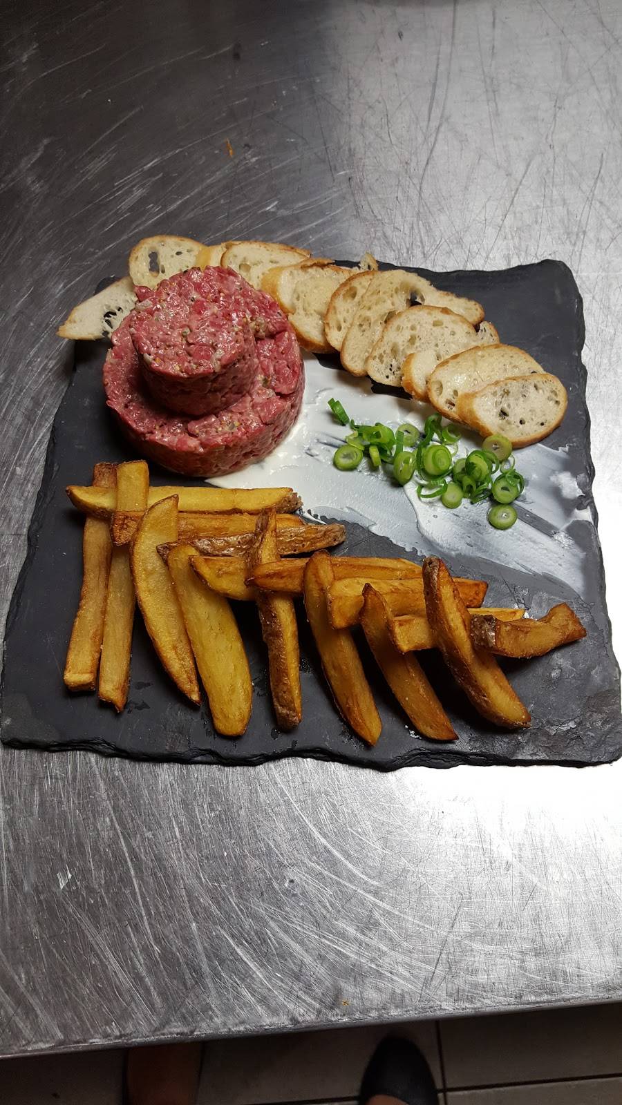 Le Shack 131 | restaurant | 131 Prom. du Portage, Gatineau, QC J8X 2K2, Canada | 8195031310 OR +1 819-503-1310