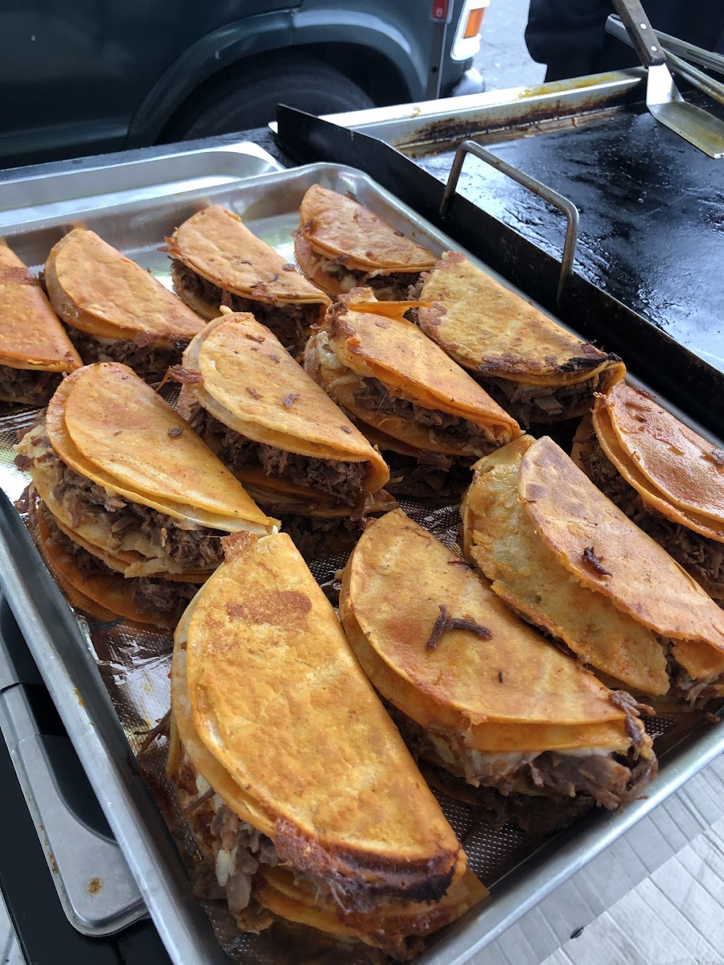 Birrias El Cochi | restaurant | 221 E Grand Ave, Pomona, CA 91766, USA | 3234344211 OR +1 323-434-4211