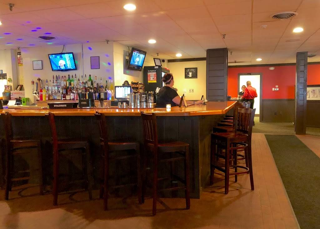 Myrnas Classic Cuisine | restaurant | 131 Lake St, Laconia, NH 03246, USA | 6035278144 OR +1 603-527-8144