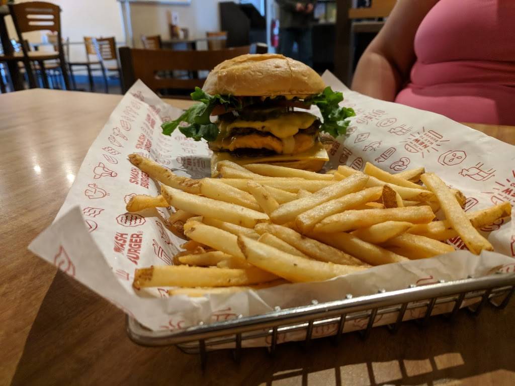 Smashburger | restaurant | 3837 E Broadway Blvd Suite 100, Tucson, AZ 85716, USA | 5203259553 OR +1 520-325-9553