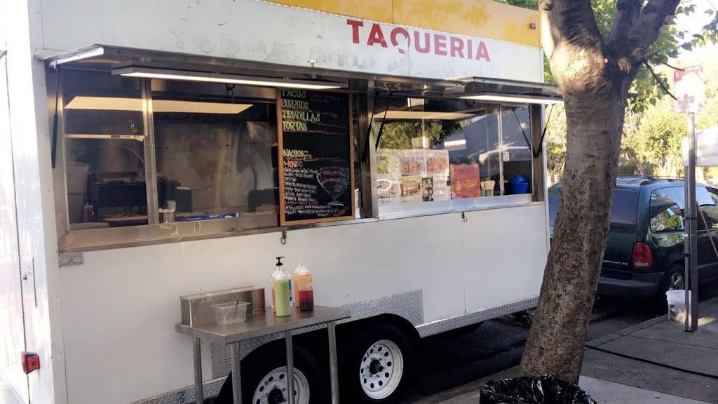 El Diferente Loncheria/ Catering | restaurant | 1198 Vine St, San Jose, CA 95110, USA | 4082186578 OR +1 408-218-6578