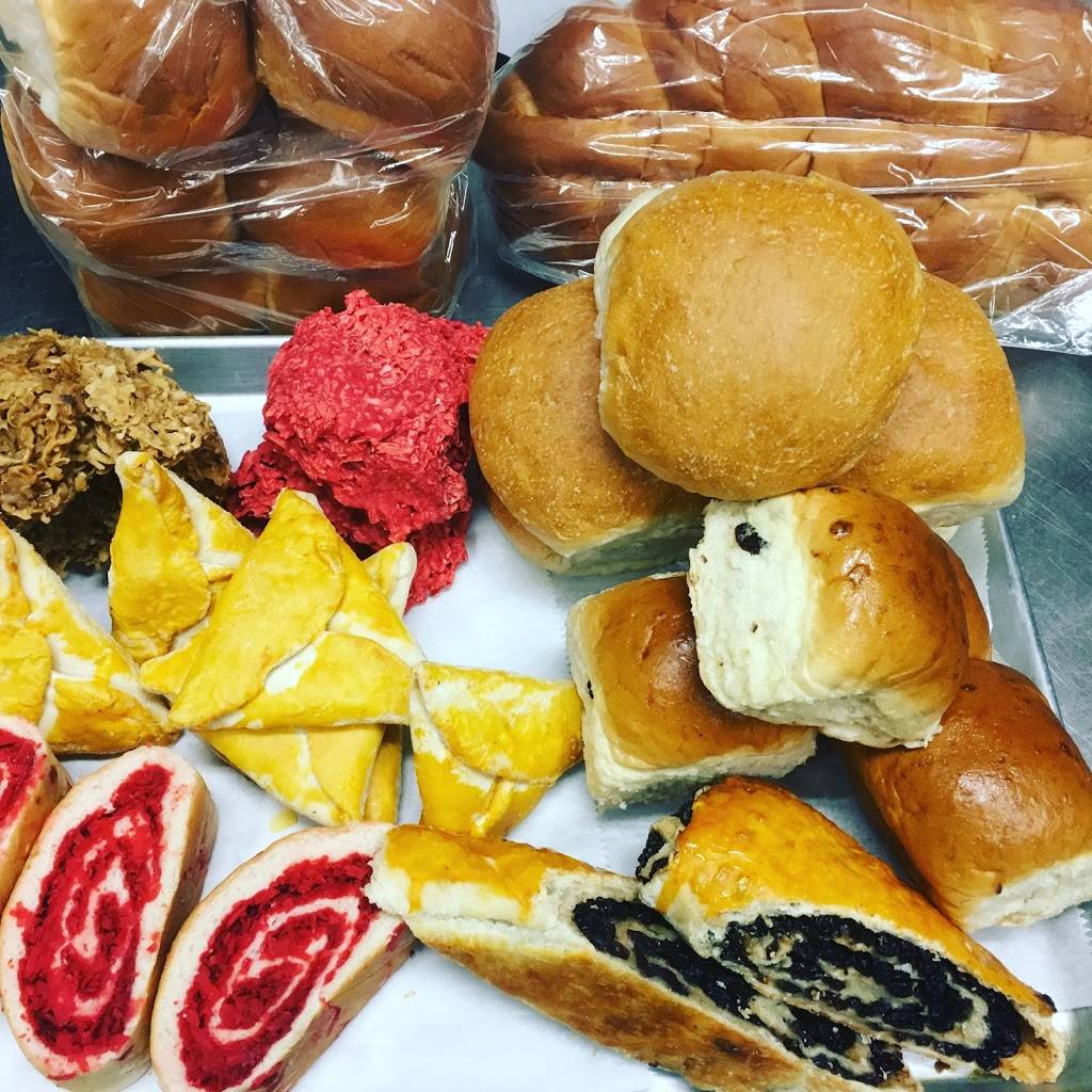 Bobby Bs Roti Shop | restaurant | 1176 Fairfield Ave, Bridgeport, CT 06605, USA | 2035405937 OR +1 203-540-5937