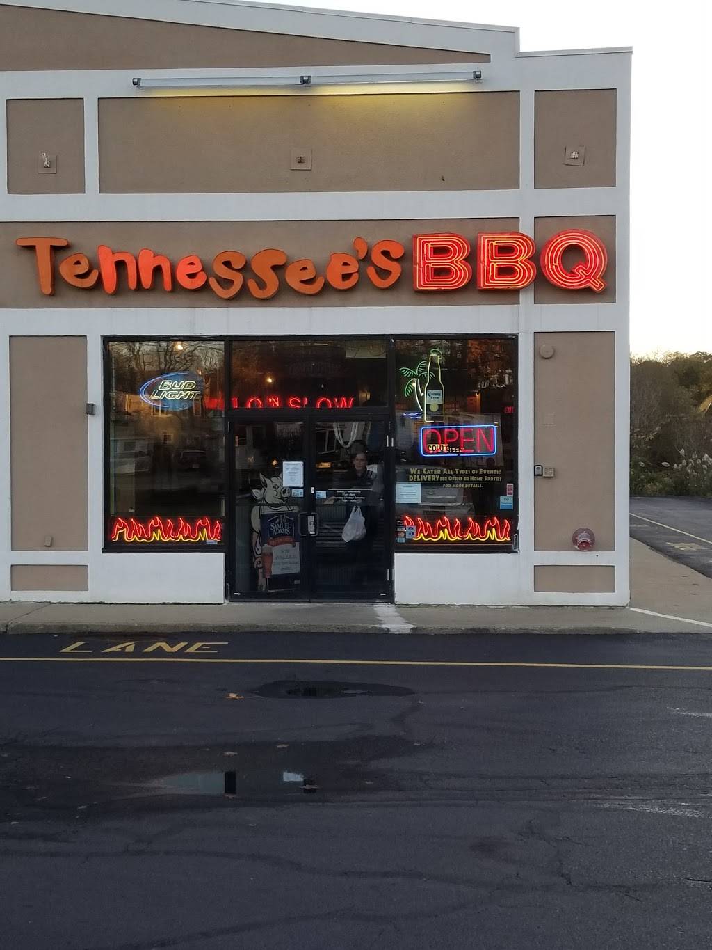 Tennessees Real BBQ Real Fast | restaurant | 260 Andover St, Peabody, MA 01960, USA | 9789779977 OR +1 978-977-9977
