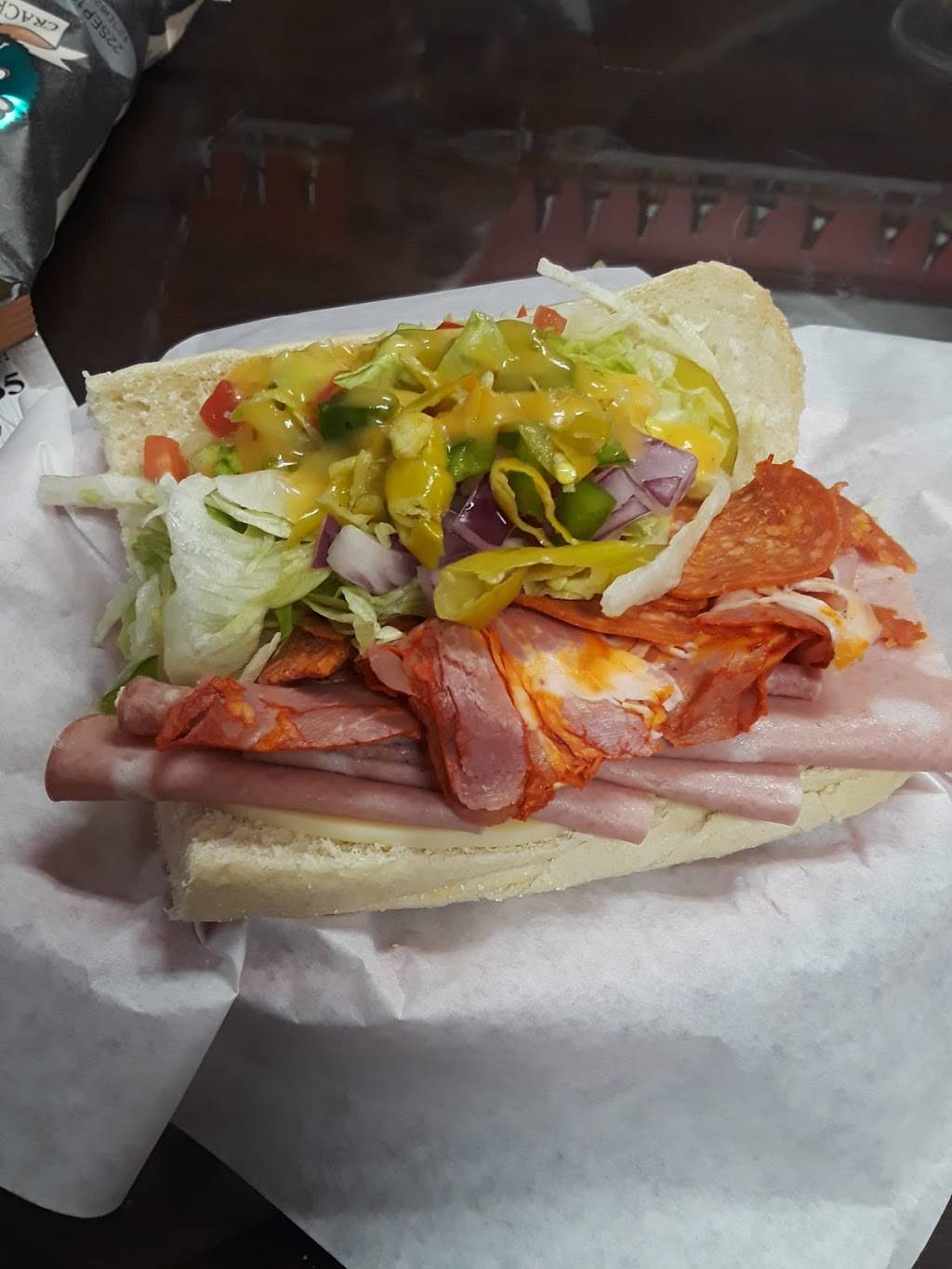 Vitellis Deli | restaurant | 12401 Hesperia Rd #7, Victorville, CA 92395, USA | 7608431965 OR +1 760-843-1965