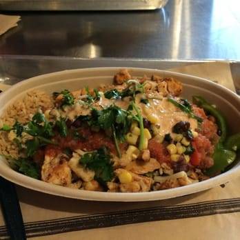 Mucho Burrito Fresh Mexican Grill | restaurant | 3100 HOWARD AVE DEVONSHIRE MALL, UNIT FCU7, Windsor, ON N8X 3Y8, Canada | 5199696666 OR +1 519-969-6666