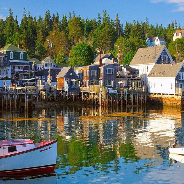 Acadia House Provisions | restaurant | 27 Main St, Stonington, ME 04681, USA | 2073672555 OR +1 207-367-2555