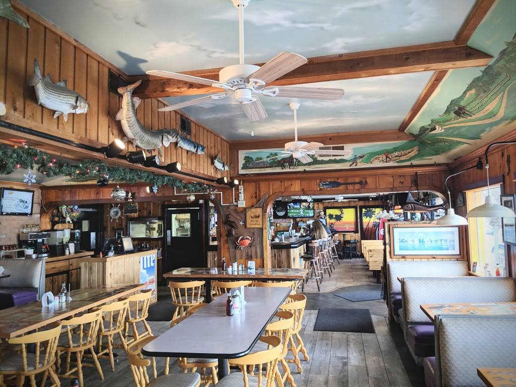 Marks Landing | restaurant | 33220 Charlton Dr, Lisbon, OH 44432, USA | 3302229507 OR +1 330-222-9507