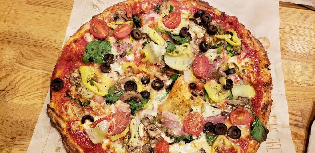 Blaze Pizza | meal takeaway | 1225 Veterans Pkwy #700, Clarksville, IN 47129, USA | 8124064347 OR +1 812-406-4347