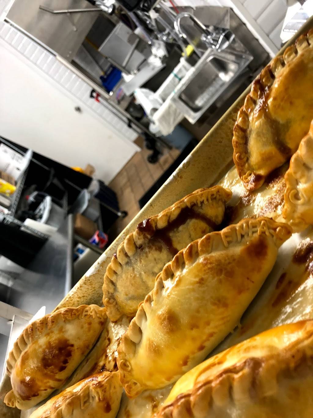 Deli’n Cucina | restaurant | 7990 Riviera Blvd #6439, Miramar, FL 33023, USA | 9543264669 OR +1 954-326-4669