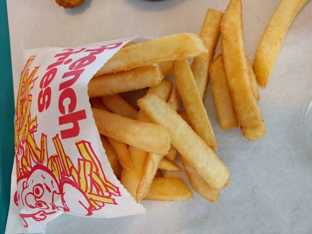 Polk-A-Dot Drive In | restaurant | 222 N Front St, Braidwood, IL 60408, USA | 8154583377 OR +1 815-458-3377