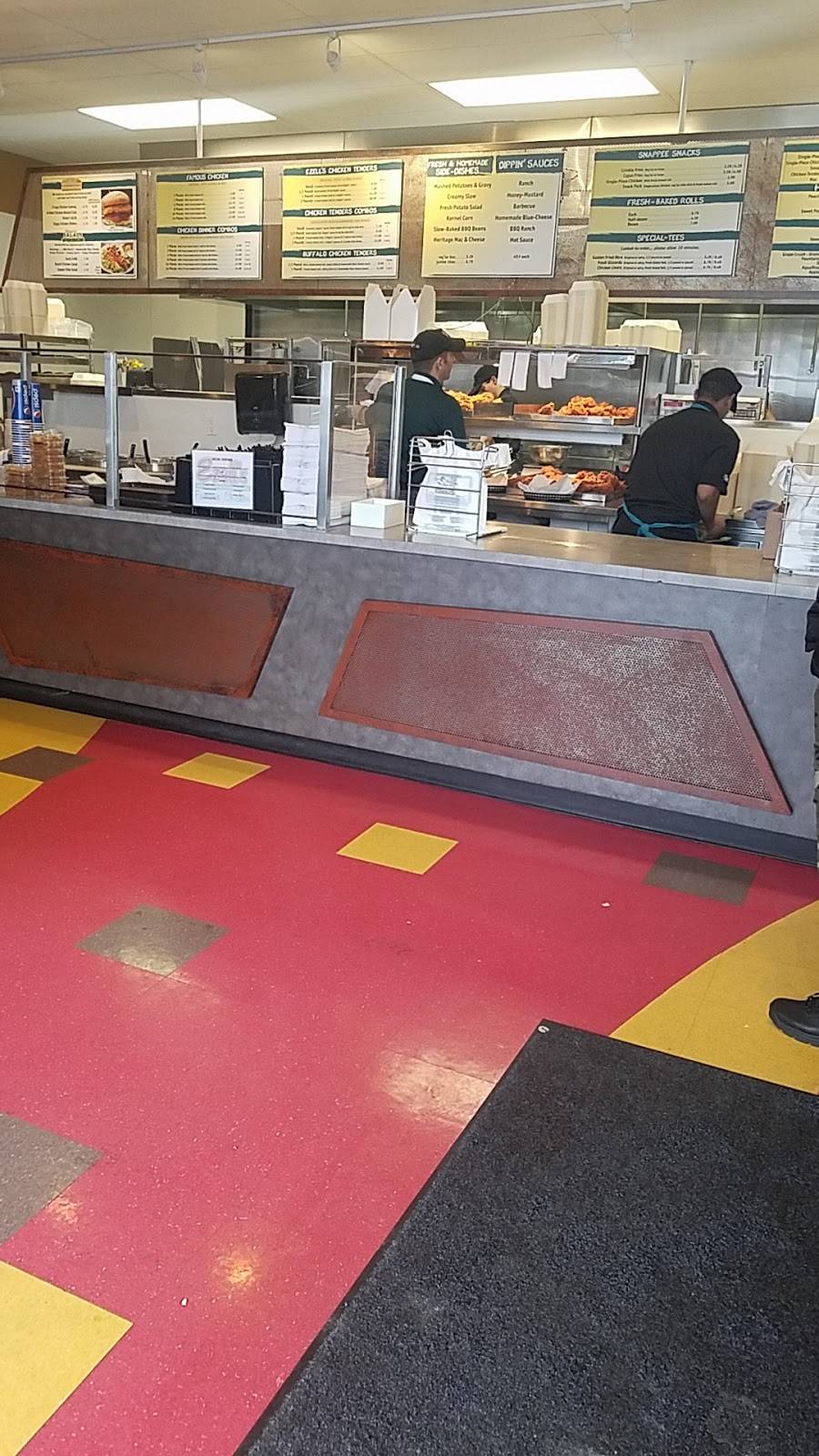 Ezells Famous Chicken | restaurant | 3925 196th St SW, Lynnwood, WA 98036, USA | 4256408111 OR +1 425-640-8111