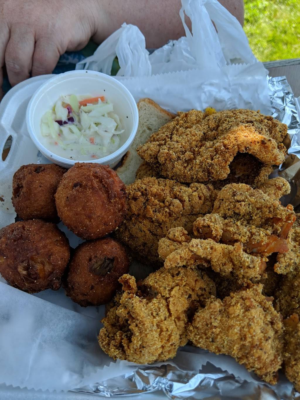 PAPAs BBQ | restaurant | 1220 E Broadway, Monona, WI 53716, USA | 6085756489 OR +1 608-575-6489