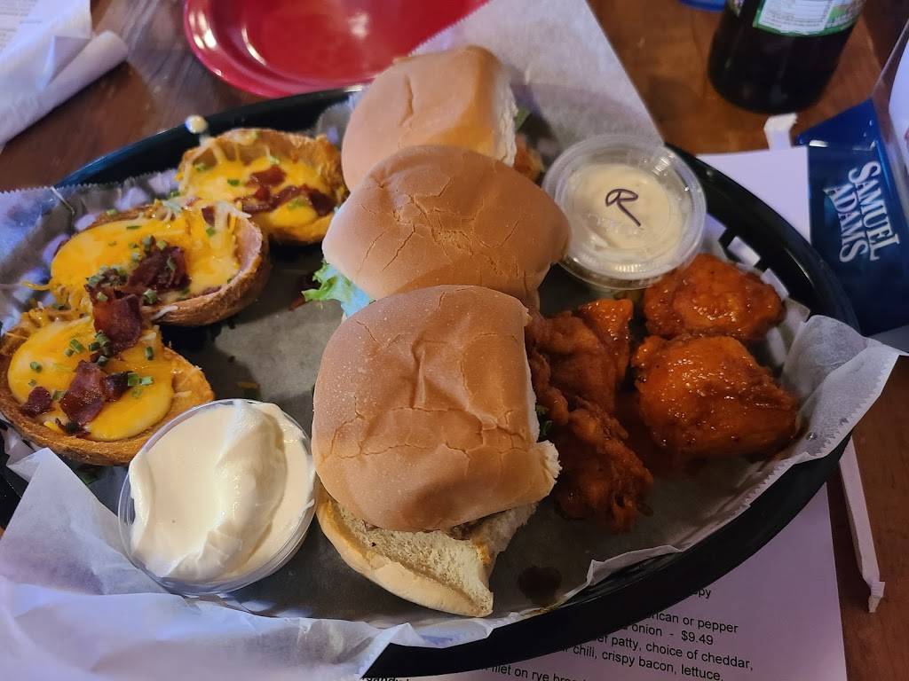 Railyard Bar & Grill | restaurant | 104 Meridian St, Sunman, IN 47041, USA | 8126230500 OR +1 812-623-0500