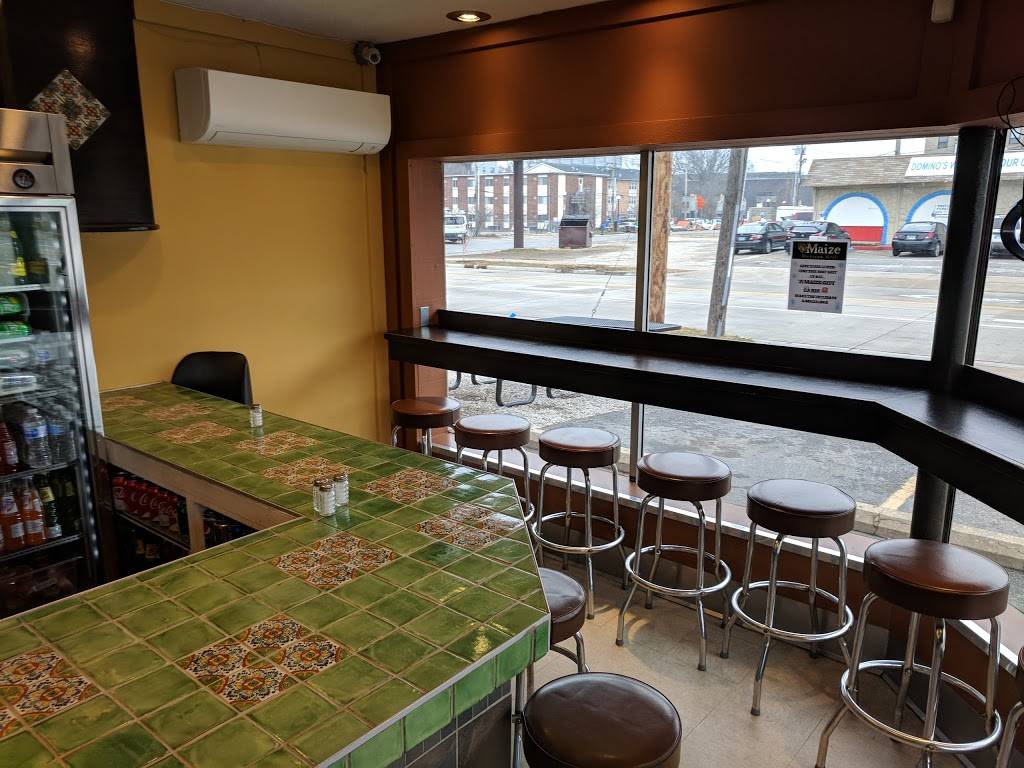 Maize Mexican Grill | restaurant | 60 E Green St, Champaign, IL 61820, USA | 2173556400 OR +1 217-355-6400