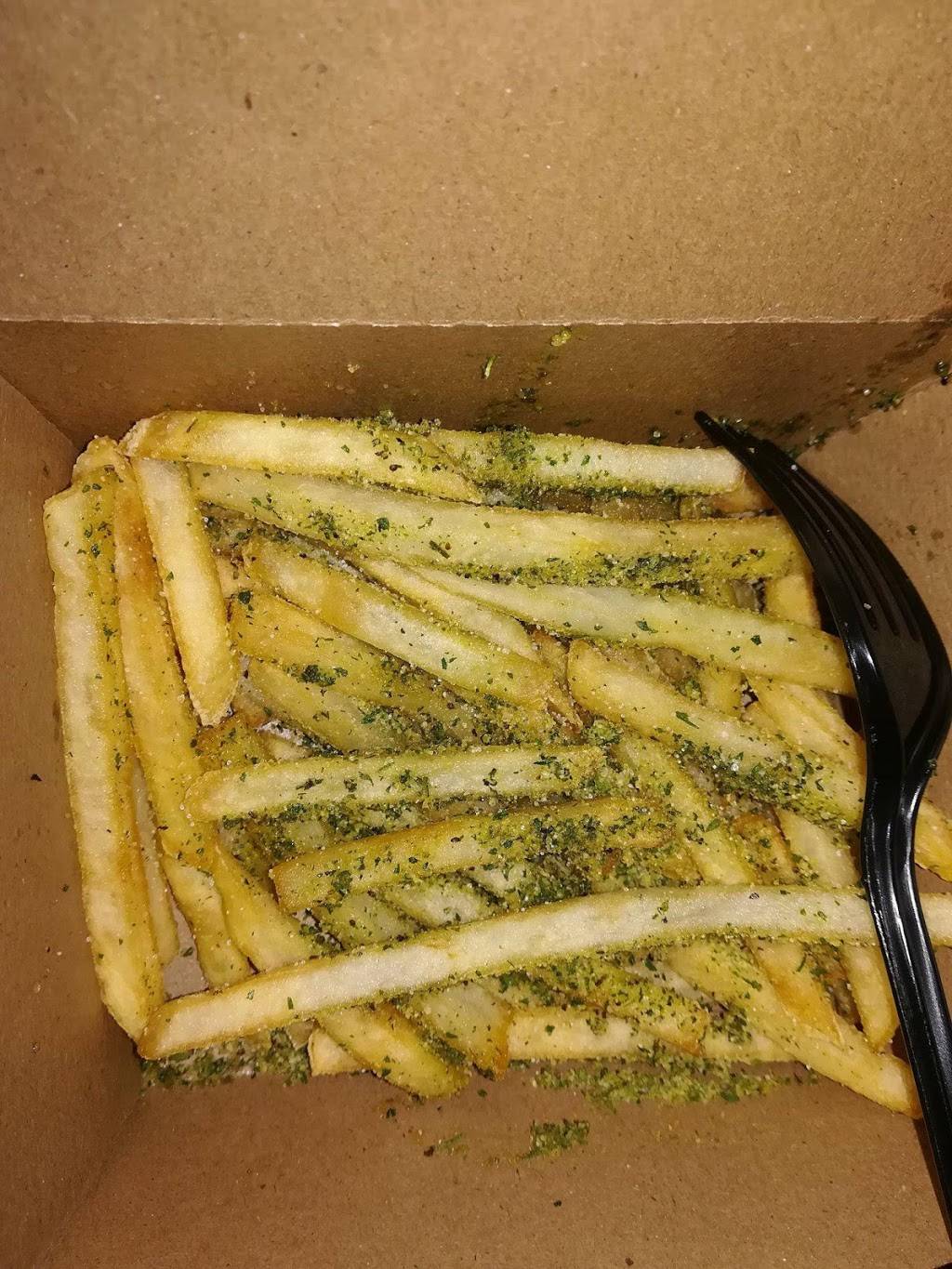 McDonalds | cafe | 825 Boul, Route Jean-Gauvin, Sainte-Foy, QC G1X 4M6, Canada | 4188726805 OR +1 418-872-6805