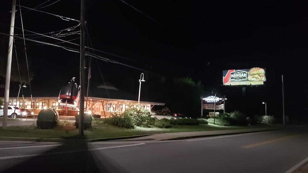 The Hangar American Grill | restaurant | 3966 Avalon Blvd, Milton, FL 32583, USA | 8505646223 OR +1 850-564-6223