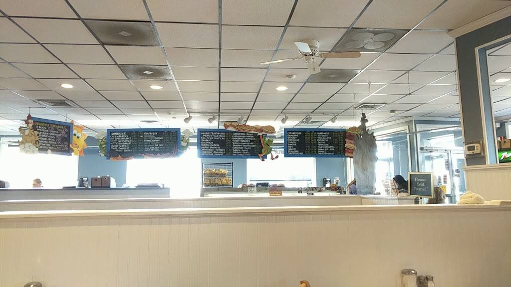 Wolfies | restaurant | 199 NJ-37, Toms River, NJ 08753, USA | 7322449466 OR +1 732-244-9466