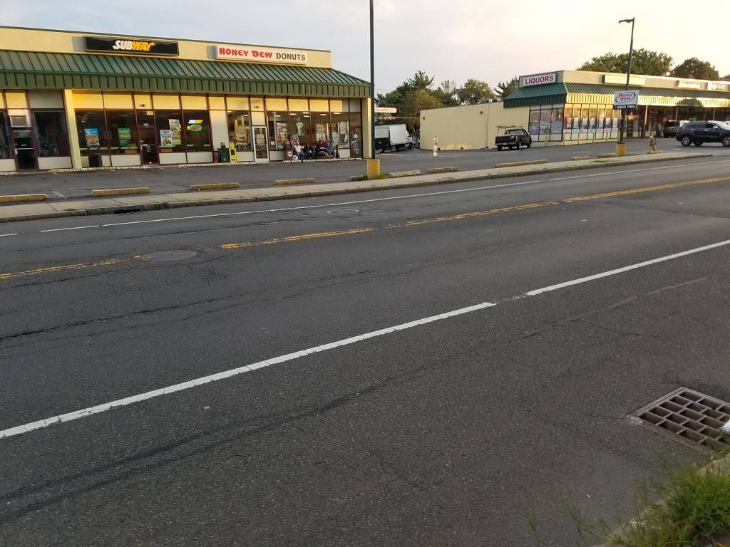 Subway Restaurants | restaurant | 695 Eastern Ave, Malden, MA 02148, USA | 7813333058 OR +1 781-333-3058