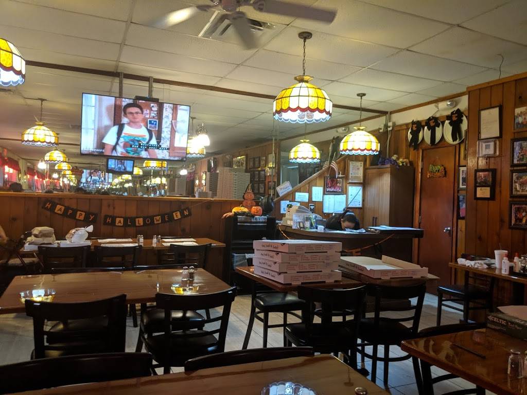 Tonys Place | restaurant | 17721 NW 78th Ave, Hialeah, FL 33015, USA | 3058212528 OR +1 305-821-2528