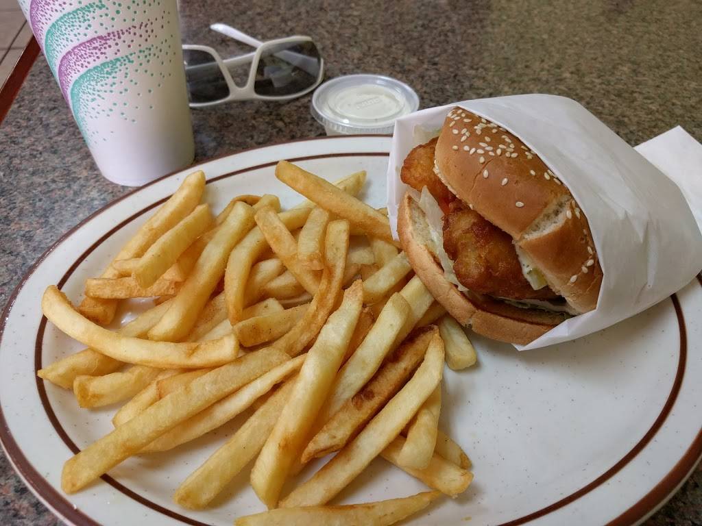 Maxcys Grill | restaurant | 81106 CA-111, Indio, CA 92201, USA | 7607757331 OR +1 760-775-7331