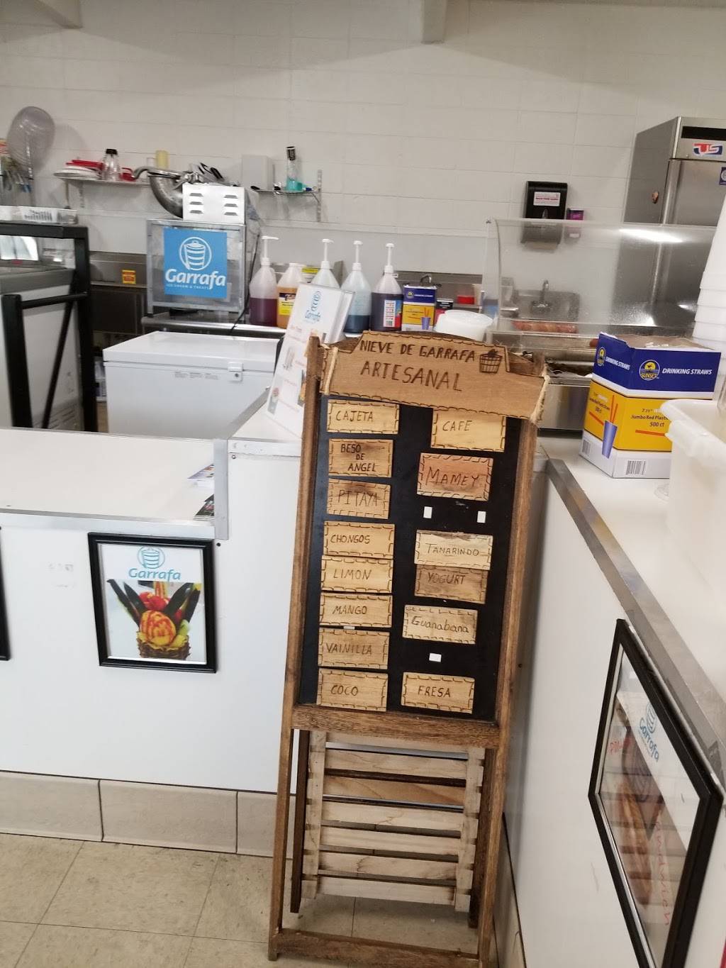 Garrafa | restaurant | 1807 W Olive Ave, Fresno, CA 93728, USA | 5595708000 OR +1 559-570-8000