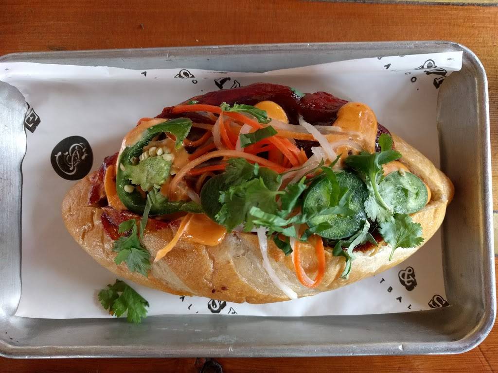 Soda & Swine Liberty Station | restaurant | 2750 Dewey Rd #104, San Diego, CA 92106, USA | 6195019989 OR +1 619-501-9989