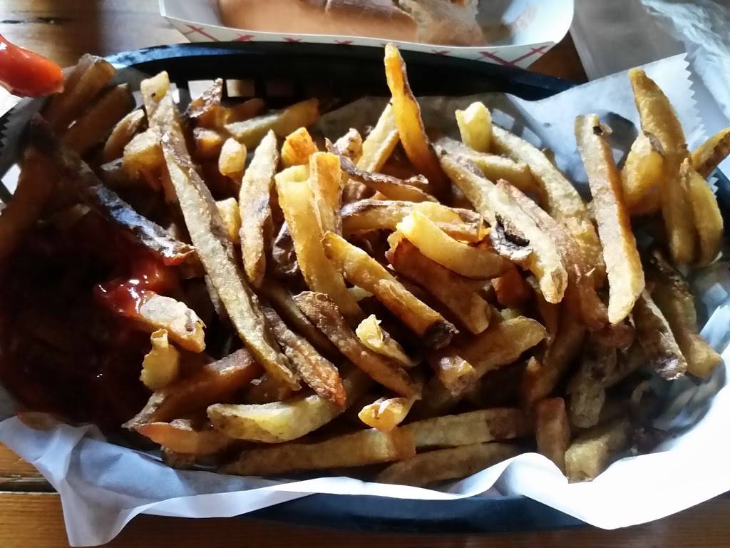 Rocky Sullivans | restaurant | 46 Beard St, Brooklyn, NY 11231, USA | 7182468050 OR +1 718-246-8050